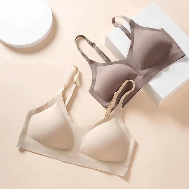 Soft Support Seamless Underwear Comfortable Gathering No Steel Ring Collection Light Thin Breathable Bra Style